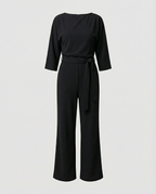 Jumpsuit für Damen mit Bindegürtel und Bootausschnitt in weiter Beinform