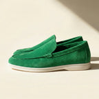Klassische Slipper für Herren im Velours Design