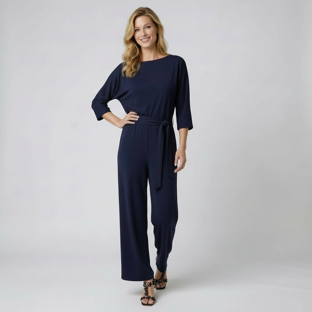 Jumpsuit für Damen mit Bindegürtel und Bootausschnitt in weiter Beinform